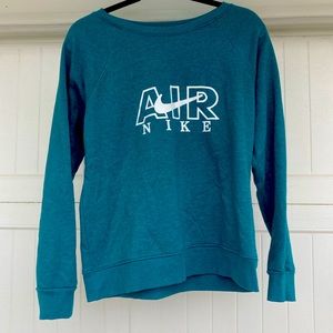 “Nike Air” sweatshirt
